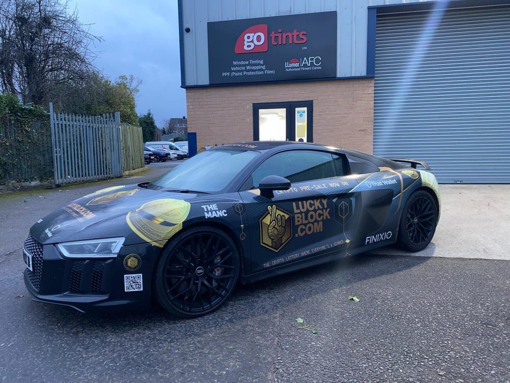 Car Wrap Removal from Audi R8